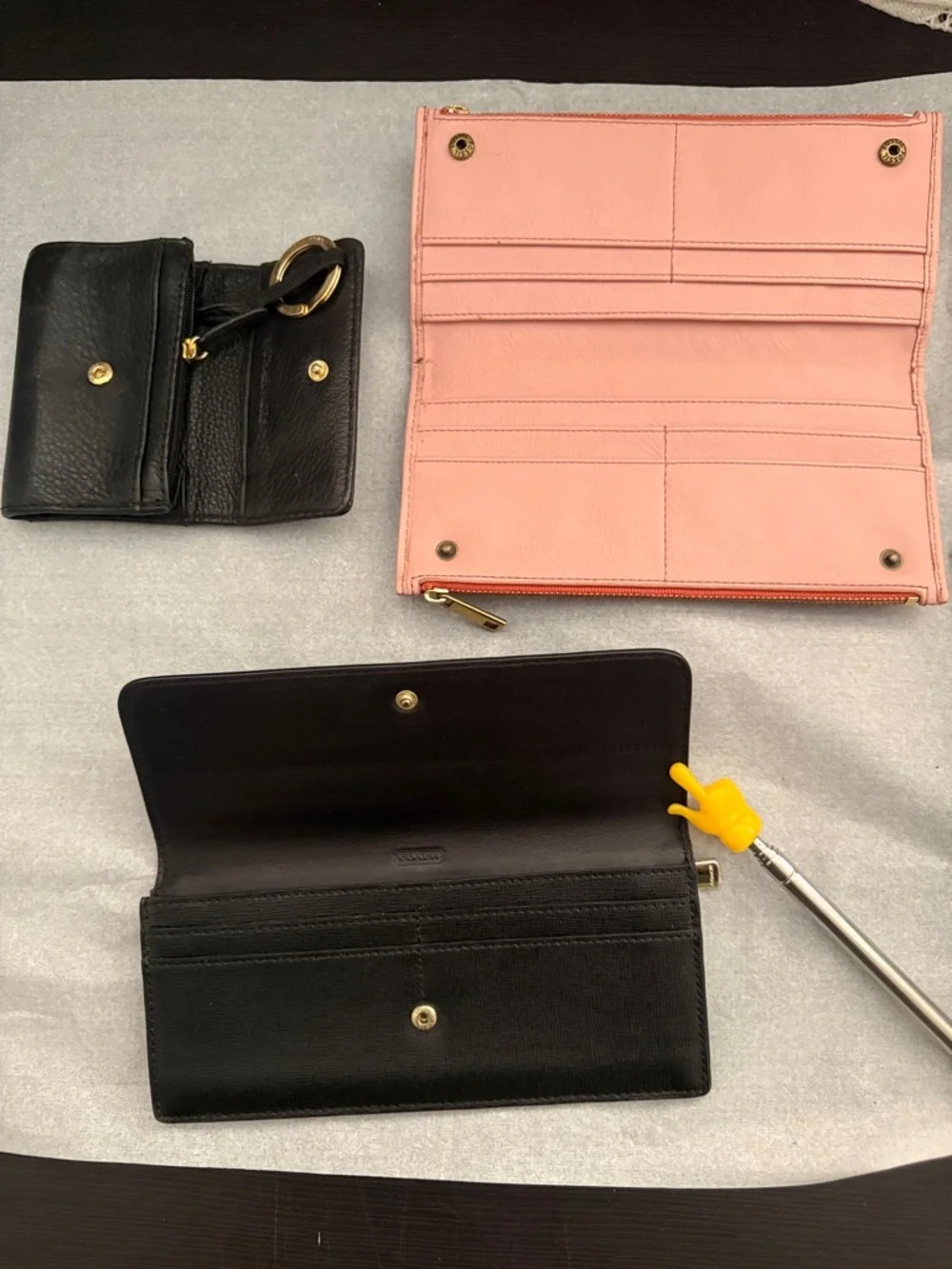 lot of wallets-coach,Fossil,Michael Kors - Picture 3 of 6